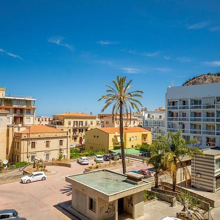 Queen'S House Cefalu Appartamento Vicino Il Mare Екстериор снимка